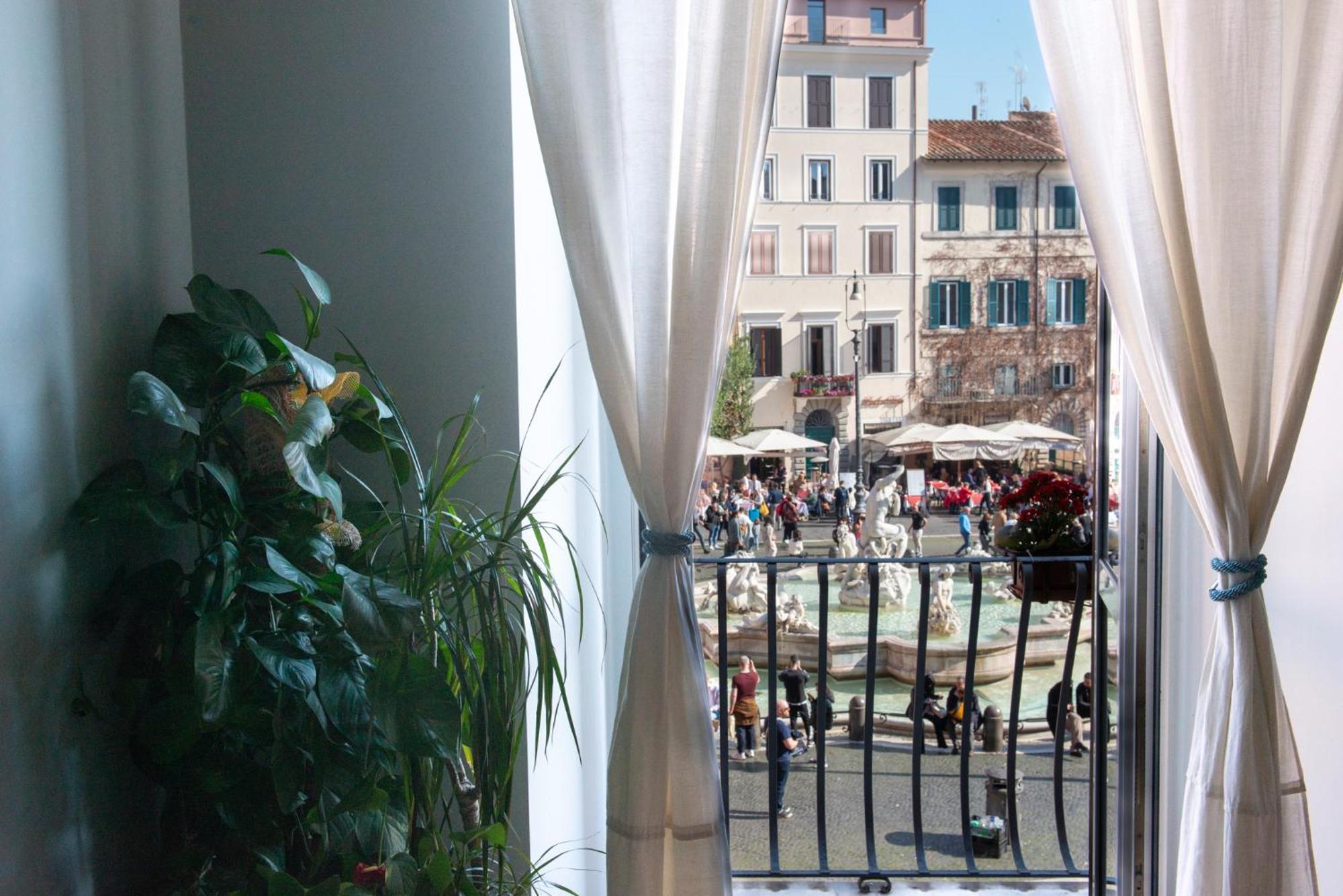 Navona Charming Balcony Lejlighed Rom Eksteriør billede
